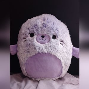 Ellen the seal fuzzamallow